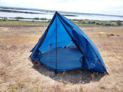 4 person trekking pole tent blue