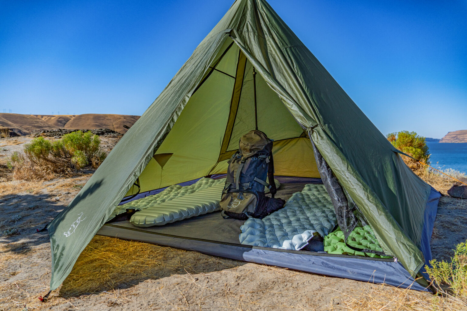 Trekker Tent 2.2, 2-Person Trekking Pole Tent for